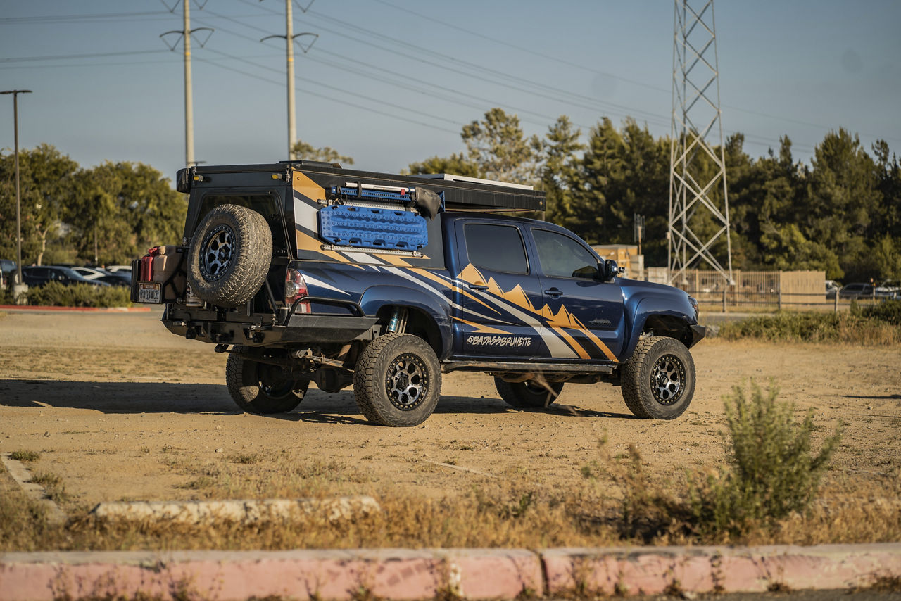 2015 Toyota Tacoma TRD Sport KMC RIOT BEADLOCK Machined KMC Wheels